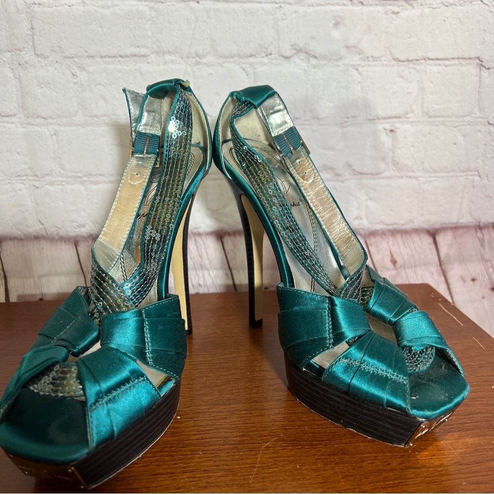 Baby Phat Turquoise Stilettos 8.5 Med
